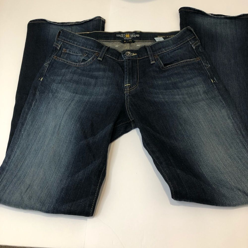 Lucky Brand dark denim sweet n low jeans size 6 - Picture 2 of 16